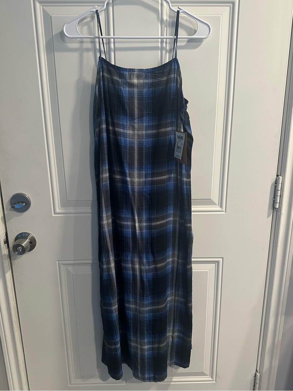 NWT VANS Women CAMDEN Plaid Blue Slip Midi Dress Lounge Casual medium black